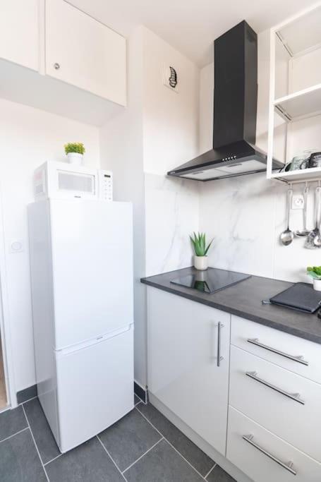 Appartamento Le Citadin-T1-28M2-Pte Paris M7 Le Kremlin-Bicêtre Esterno foto